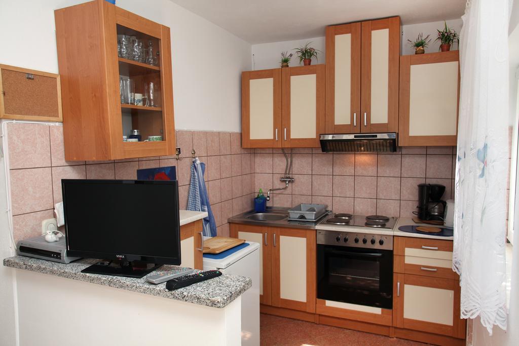Apartments Jasmin Trogir Exterior foto